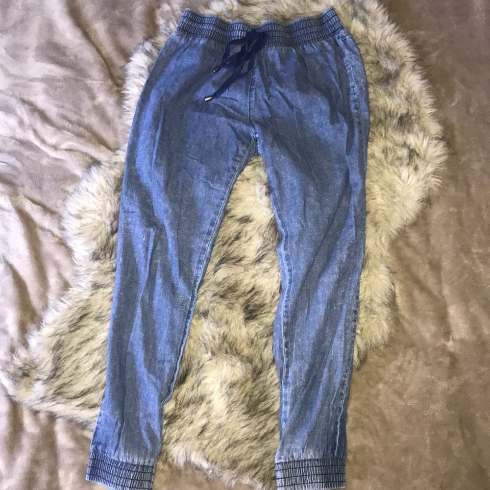 Drawstring Jogger Style Jeans